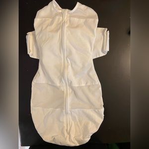 Snoo sleep sack - large NEVER USED